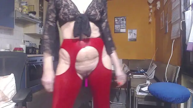 SexySilvie online show from March 4, 2026, 2:45 pm