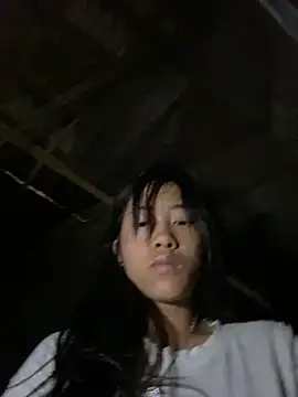 Snapshot of EmLy02 chatting on September 25, 2025, 12:03 am EmLy02 online show from September 25, 2025, 12:03 am