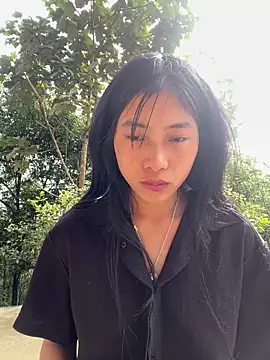 EmLy02 online show from February 21, 2026, 2:56 am