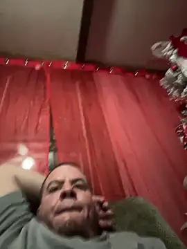 kev0n2389 online show from December 15, 2025, 5:55 am