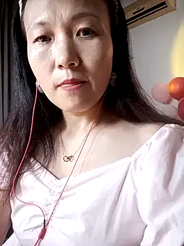 Snapshot of Joanna1122 chatting on September 15, 2025, 4:07 pm Joanna1122 online show from September 15, 2025, 4:07 pm