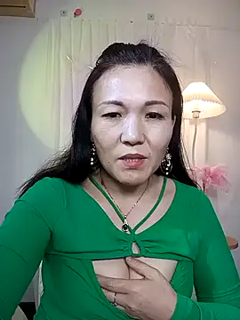 Snapshot of Joanna1122 chatting on December 20, 2025, 12:07 am Joanna1122 online show from December 20, 2025, 12:07 am