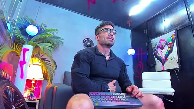 Snapshot of dennis_cox1 chatting on September 9, 2025, 8:58 am dennis cox1 online show from September 9, 2025, 8:58 am