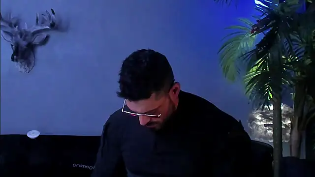 dennis cox1 online show from March 14, 2026, 5:24 am