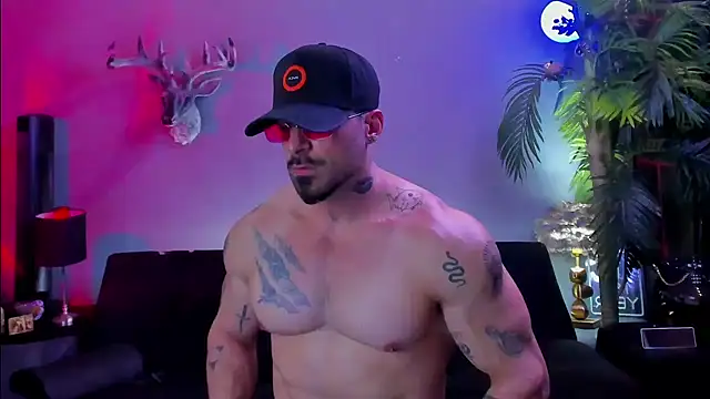Snapshot of dennis_cox1 chatting on May 19, 2026, 5:30 pm dennis cox1 online show from May 19, 2026, 5:30 pm