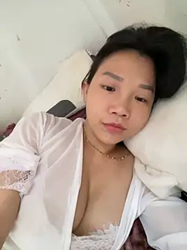 Miumieu online show from October 10, 2025, 6:01 am