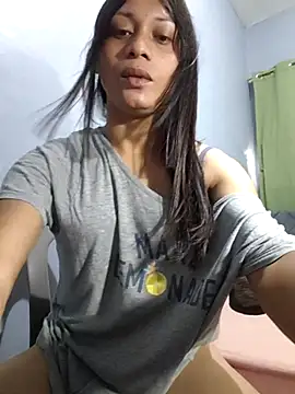 missruffa online show from May 5, 2026, 1:57 am