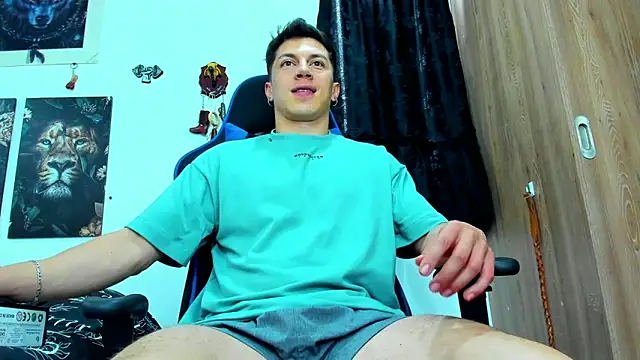 Snapshot of javiersexymann chatting on March 20, 2025, 9:13 pm javiersexymann online show from March 20, 2025, 9:13 pm