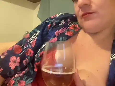 Snapshot of spookyspooky2 chatting on September 24, 2025, 4:49 am spookyspooky2 online show from September 24, 2025, 4:49 am