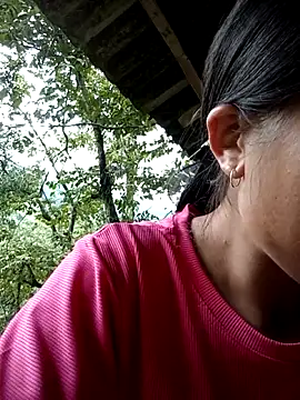 lucybaby00 online show from September 28, 2025, 4:07 am