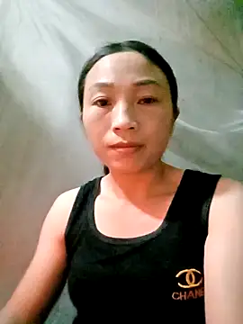 lucybaby00 online show from November 19, 2025, 3:01 pm