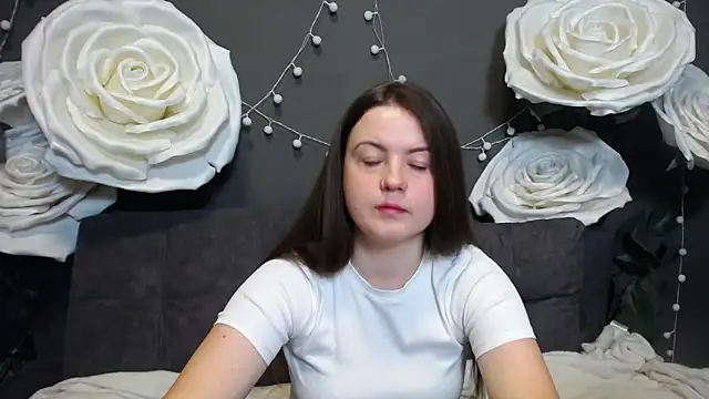 MavkaCute online show from November 11, 2025, 7:14 pm