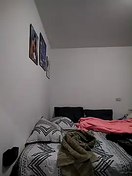 gabysanta  online show from October 10, 2025, 12:37 pm