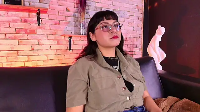 kitty malach online show from March 29, 2026, 3:50 am