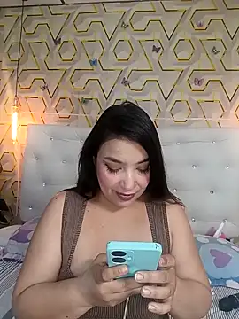 Anahibella online show from March 26, 2026, 2:22 pm