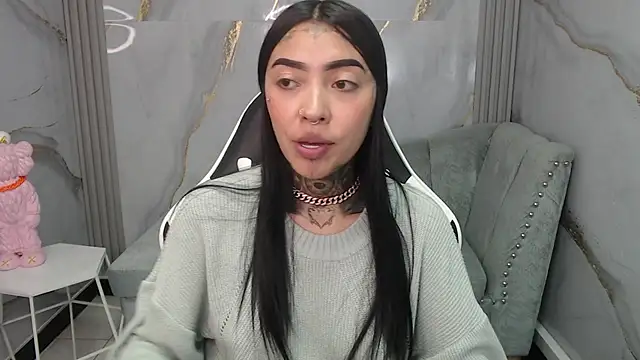 Snapshot of Ashley_Blum_v chatting on November 4, 2025, 8:08 pm Ashley Blum v online show from November 4, 2025, 8:08 pm