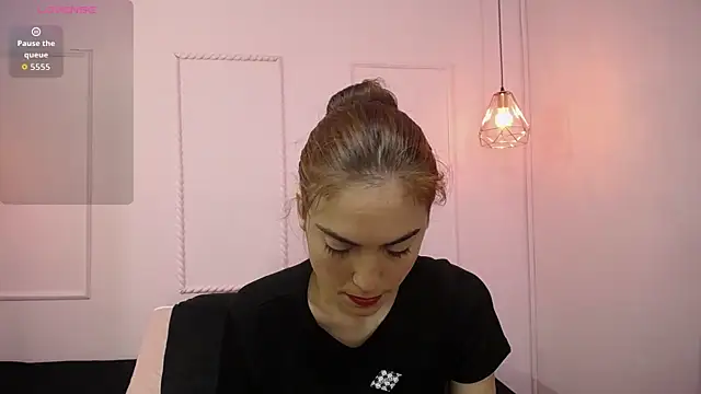 Snapshot of danna7cute chatting on September 15, 2025, 9:15 pm danna7cute online show from September 15, 2025, 9:15 pm