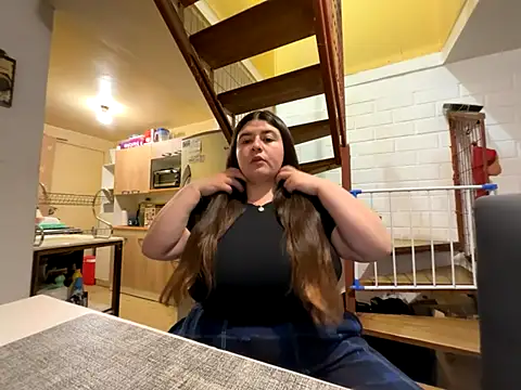 Snapshot of Tukatita69 chatting on December 18, 2025, 2:28 am Tukatita69 online show from December 18, 2025, 2:28 am