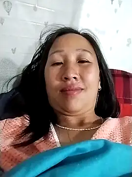 cute love00 online show from February 28, 2026, 9:27 pm