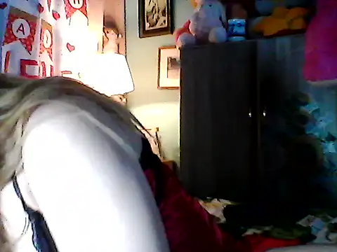 Miss Heart online show from November 14, 2025, 8:46 am