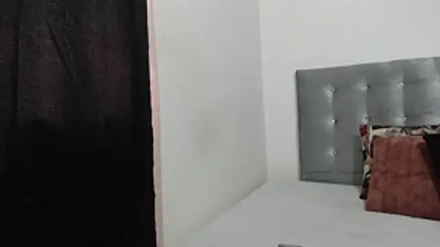 Snapshot of DaiishaWolf chatting on February 24, 2026, 7:34 pm DaiishaWolf online show from February 24, 2026, 7:34 pm