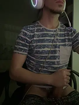 Snapshot of TurkYasura chatting on February 15, 2026, 4:47 pm TurkYasura online show from February 15, 2026, 4:47 pm