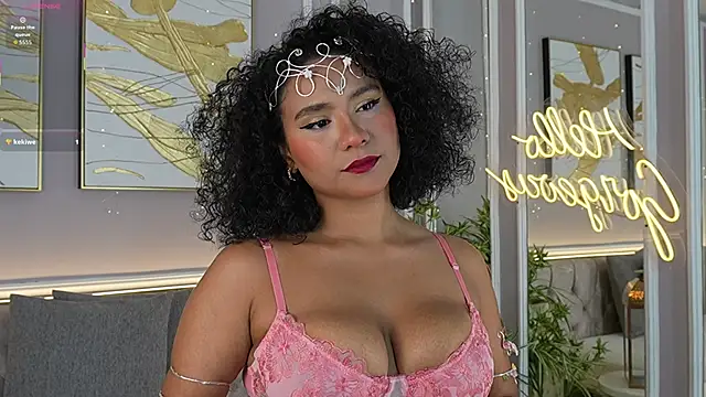 ellette   online show from January 7, 2026, 7:27 pm