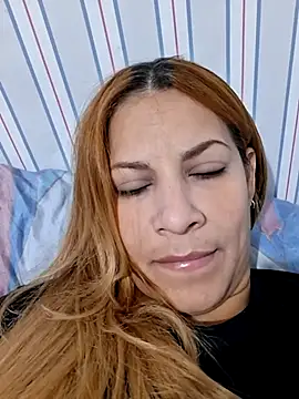 Snapshot of saraferrer151 chatting on January 6, 2026, 6:50 am saraferrer151 online show from January 6, 2026, 6:50 am