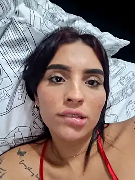 Snapshot of EmiliaSomer chatting on October 11, 2025, 3:17 am EmiliaSomer online show from October 11, 2025, 3:17 am