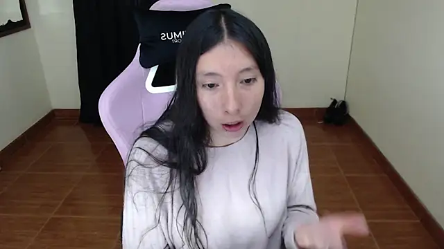 Snapshot of ScarlettShirahoshi chatting on October 1, 2025, 3:18 pm ScarlettShirahoshi online show from October 1, 2025, 3:18 pm