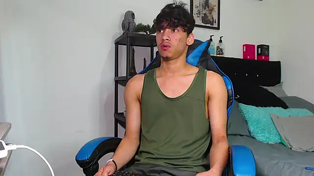 Gael Jones online show from November 13, 2025, 4:00 am