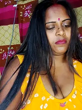 Hot-Show2 online show from April 8, 2026, 6:30 pm