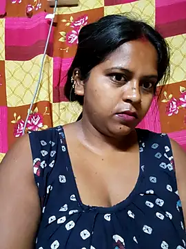 Hot-Show2 online show from April 12, 2026, 12:15 am