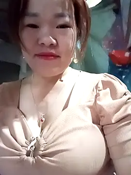 sukabae00 online show from November 12, 2025, 1:50 am