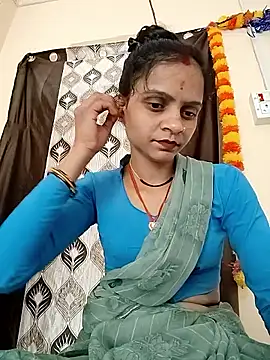 Sonam dhakad online show from October 17, 2025, 5:43 am