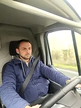 papichulo0099 online show from March 27, 2026, 6:41 am