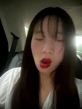 littleqiu online show from October 1, 2025, 9:26 am