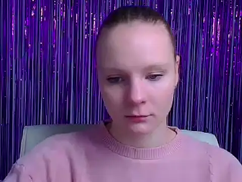 Snapshot of Kassandra_XX chatting on September 27, 2025, 5:23 am Kassandra XX online show from September 27, 2025, 5:23 am