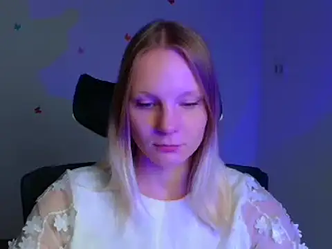 Snapshot of Kassandra_XX chatting on September 29, 2025, 11:37 am Kassandra XX online show from September 29, 2025, 11:37 am
