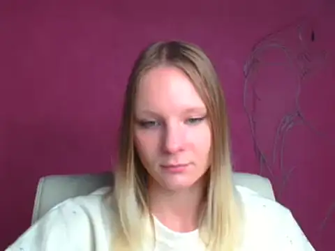 Snapshot of Kassandra_XX chatting on October 6, 2025, 5:32 pm Kassandra XX online show from October 6, 2025, 5:32 pm