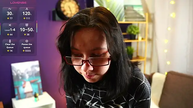 SuzanneHowse online show from February 18, 2026, 4:25 pm