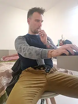 mrlyuis online show from January 15, 2026, 11:04 am