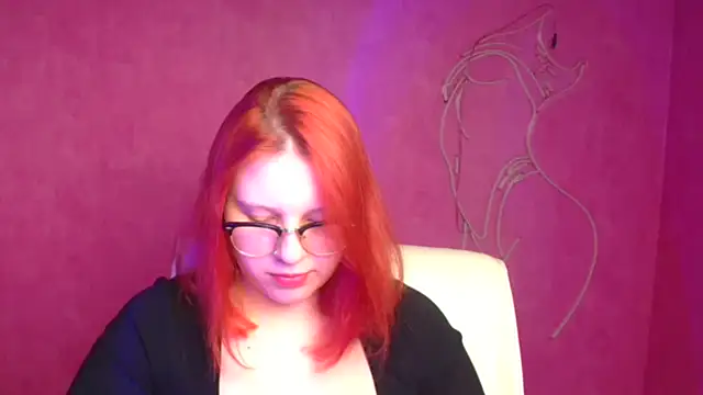 Snapshot of ScarletVixen_ chatting on September 10, 2025, 7:47 pm ScarletVixen online show from September 10, 2025, 7:47 pm