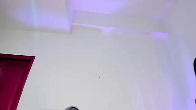 Snapshot of SagiraBelle chatting on October 8, 2025, 11:41 am SagiraBelle online show from October 8, 2025, 11:41 am