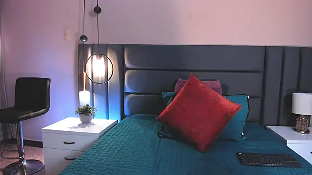 Snapshot of SagiraBelle chatting on November 11, 2025, 6:08 pm SagiraBelle online show from November 11, 2025, 6:08 pm