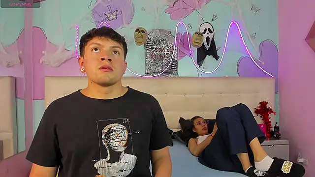 Ethan N Abby online show from October 23, 2025, 3:28 am