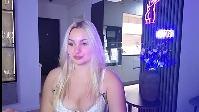 Snapshot of adrelaxina chatting on October 16, 2025, 7:15 pm adrelaxina online show from October 16, 2025, 7:15 pm