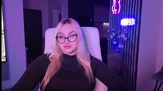 Snapshot of adrelaxina chatting on November 16, 2025, 11:54 pm adrelaxina online show from November 16, 2025, 11:54 pm