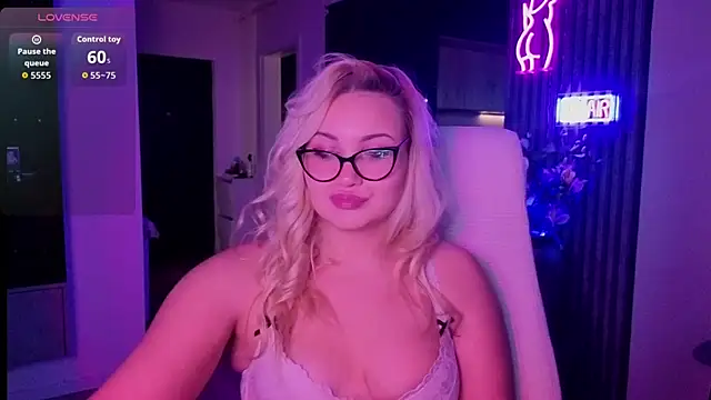 Snapshot of adrelaxina chatting on November 26, 2025, 2:29 pm adrelaxina online show from November 26, 2025, 2:29 pm