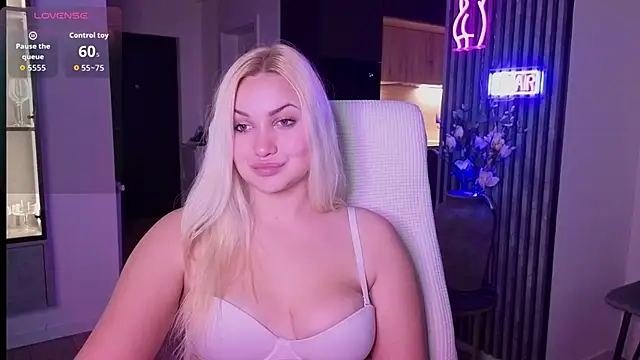 Snapshot of adrelaxina chatting on December 3, 2025, 3:54 pm adrelaxina online show from December 3, 2025, 3:54 pm